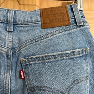 Levi's full length high waist vintage jeans